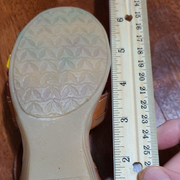 ADORABLE Frida Huaraches for little girls! - Picture 4 of 7